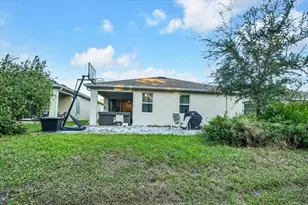 2272 Midnight Pearl Dr, Sarasota, FL 34240 - Photo 27