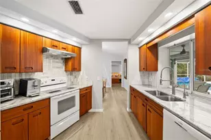 840 Van Gogh Rd, Englewood, FL 34223 - Photo 13