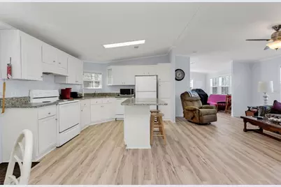 4300 Riverside Drive #106, Punta Gorda, FL 33982 - Photo 5