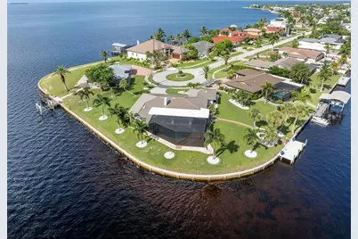 374 Severin Road SE, Port Charlotte, FL 33952 - Photo 1