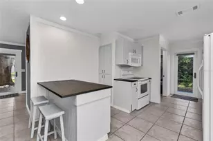 15168 Chamberlain Blvd, Port Charlotte, FL 33953 - Photo 9