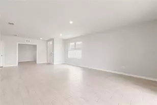 9410 Sunbeam Cir, Punta Gorda, FL 33950 - Photo 3