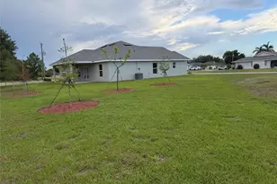 26443 Barranquilla Ave, Punta Gorda, FL 33983 - Photo 21