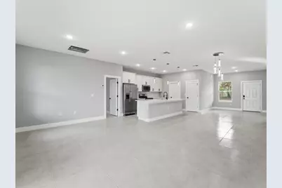 21460 Dawson Avenue, Port Charlotte, FL 33952 - Photo 11