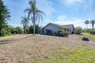 404 Firethorn Ave, Englewood, FL 34223 - Photo 19