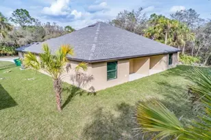 17113 Thompson Ave, Port Charlotte, FL 33948 - Photo 5