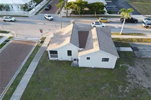 302 Goldstein St, Punta Gorda, FL 33950 - Photo 5