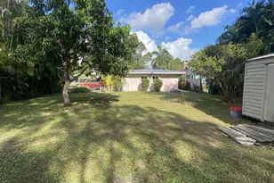 27511 Cleveland Ave, Punta Gorda, FL 33982 - Photo 47