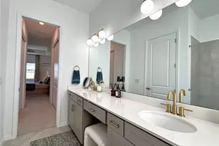 17510 Jadestone Ct, Venice, FL 34293 - Photo 15