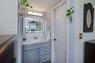 1001 Benjamin Franklin Dr, Sarasota, FL 34236 - Photo 43