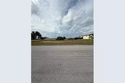 2801 NW 45th Place, Cape Coral, FL 33993 - Photo 5