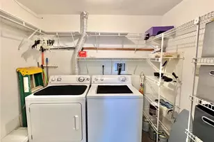 12274 SW Egret Cir, Lake Suzy, FL 34269 - Photo 23