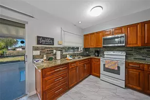 2231 Hariet St, Port Charlotte, FL 33952 - Photo 11