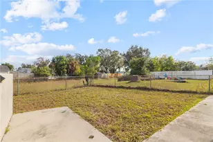 4268 Grobe St, North Port, FL 34287 - Photo 29