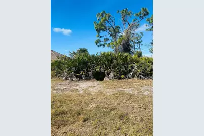11 Medalist Way, Rotonda West, FL 33947 - Photo 1
