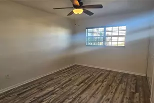 1506 Edgewater Cir, Fort Myers, FL 33919 - Photo 11