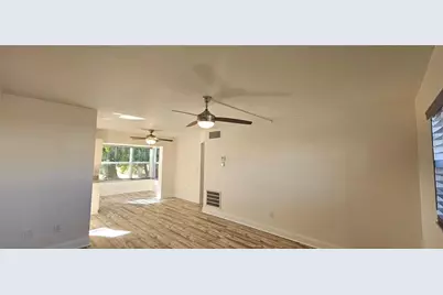 1506 Edgewater Circle #2, Fort Myers, FL 33919 - Photo 3