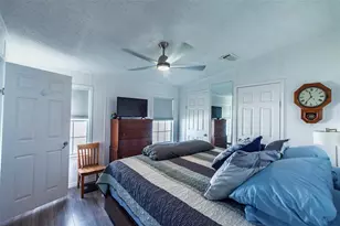 8 Holland Dr, Punta Gorda, FL 33950 - Photo 9