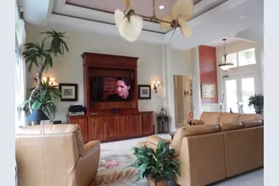 811 W Henry Street, Punta Gorda, FL 33950 - Photo 11