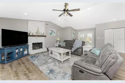 128 Sinclair Street SE, Port Charlotte, FL 33952 - Photo 13