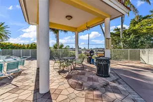 255 W End Dr, Punta Gorda, FL 33950 - Photo 37