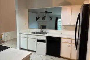 2405 Appaloosa Cir, Sarasota, FL 34240 - Photo 3