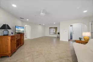 3672 Peace River Dr, Punta Gorda, FL 33983 - Photo 9