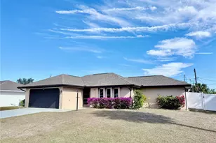 520 Fletcher St, Port Charlotte, FL 33954 - Photo 3