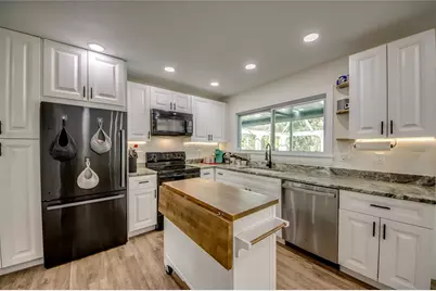 22212 Lockport Avenue, Port Charlotte, FL 33952 - Photo 13