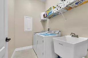 1410 Yakutat Rd, North Port, FL 34287 - Photo 39