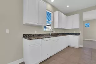 14562 Dolce Vista Rd, Fort Myers, FL 33908 - Photo 11