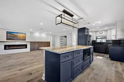 3641 Gleneagle Drive #12D, Sarasota, FL 34238 - Photo 11