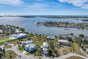 6751 Portside Ln, Englewood, FL 34223 - Photo 5