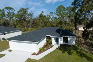 15468 Chamberlain Blvd, Port Charlotte, FL 33953 - Photo 21