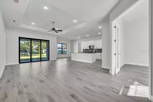 459 NE 2nd Pl, Cape Coral, FL 33909 - Photo 3