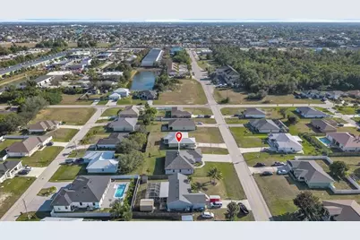 459 NE 2nd Place, Cape Coral, FL 33909 - Photo 35