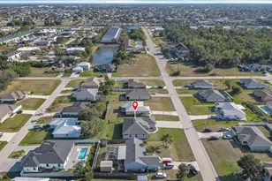 459 NE 2nd Pl, Cape Coral, FL 33909 - Photo 35