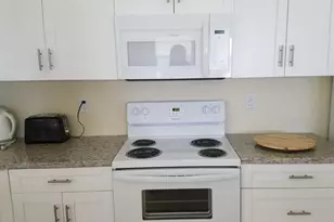 12090 Malaga Ave, North Port, FL 34287 - Photo 5