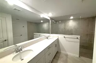 17680 Boracay Ct, Venice, FL 34293 - Photo 9