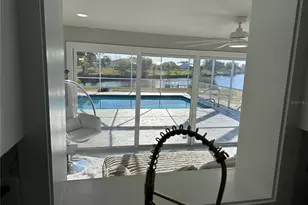 717 Crestview Cir NW, Port Charlotte, FL 33948 - Photo 7