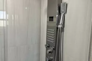 717 Crestview Cir NW, Port Charlotte, FL 33948 - Photo 15