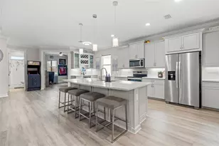 28140 Captiva Shell Loop, Bonita Springs, FL 34135 - Photo 3