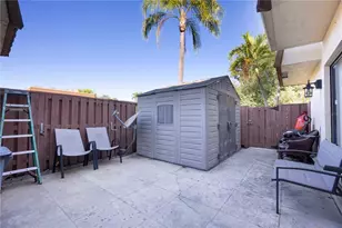 5214 Cedarbend Dr, Fort Myers, FL 33919 - Photo 13