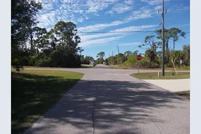 147 Yellow Pine Drive, Rotonda West, FL 33947 - Photo 9