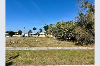 623 Fitzhugh Avenue, Punta Gorda, FL 33950 - Photo 3