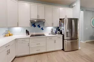 17420 Jadestone Ct, Venice, FL 34293 - Photo 3