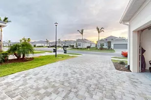 17420 Jadestone Ct, Venice, FL 34293 - Photo 17