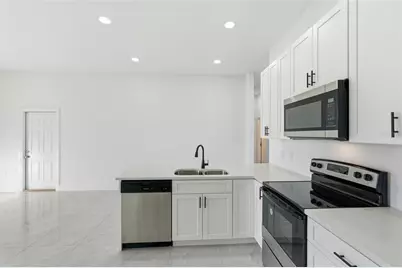 18182 Steele Avenue, Port Charlotte, FL 33948 - Photo 9