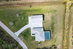 2154 Azure Rd, North Port, FL 34286 - Photo 93