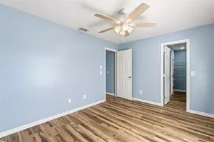 520 Meridan Ave NW, Port Charlotte, FL 33952 - Photo 23